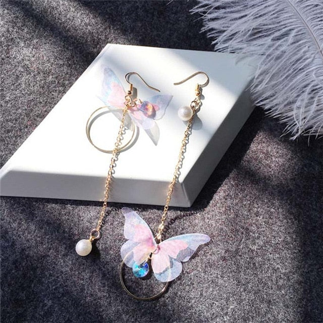 Chloe Loop Chain Butterfly Earrings
